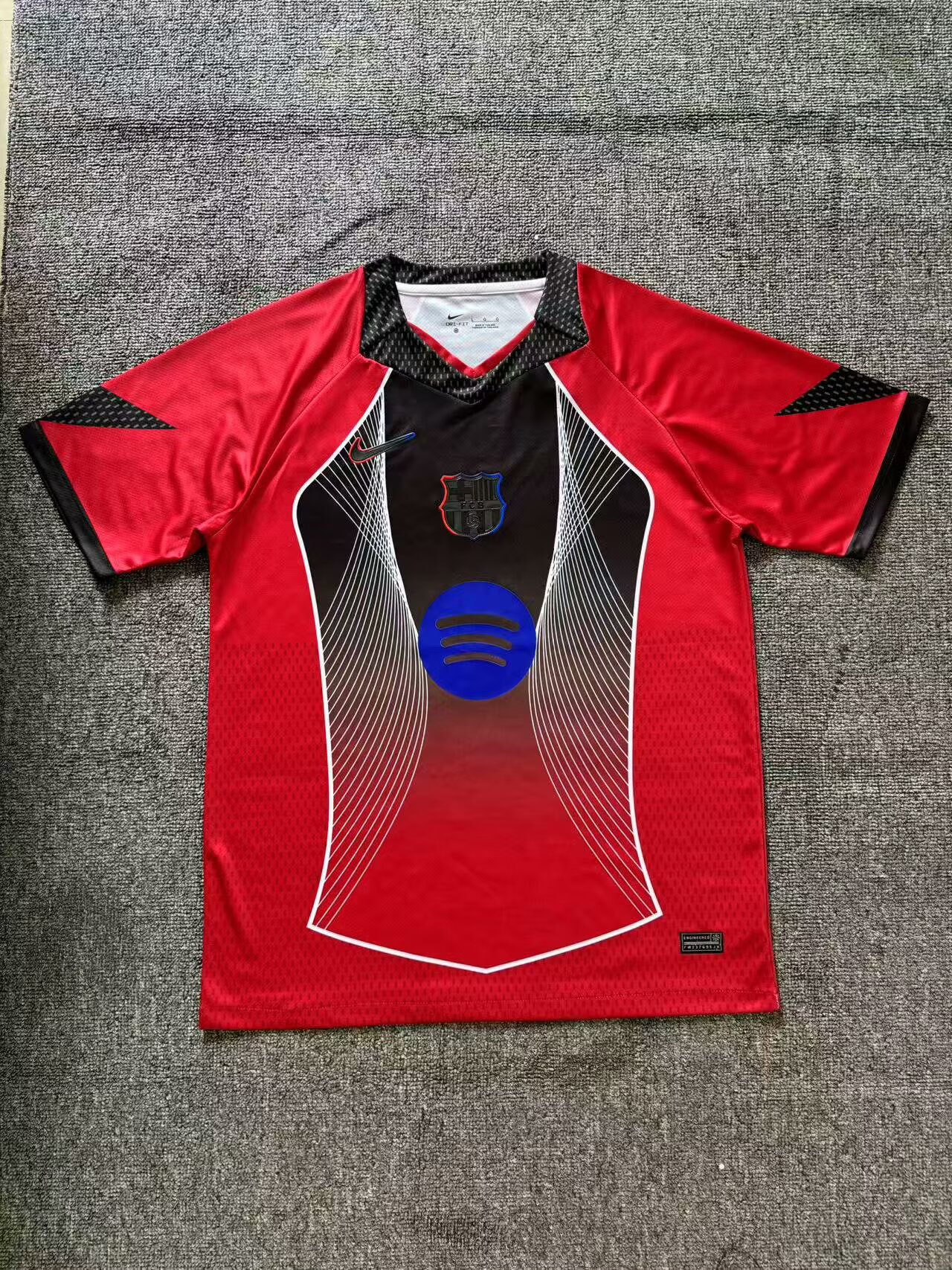 Fans Version 25/26 Barcelona Special Red Black 