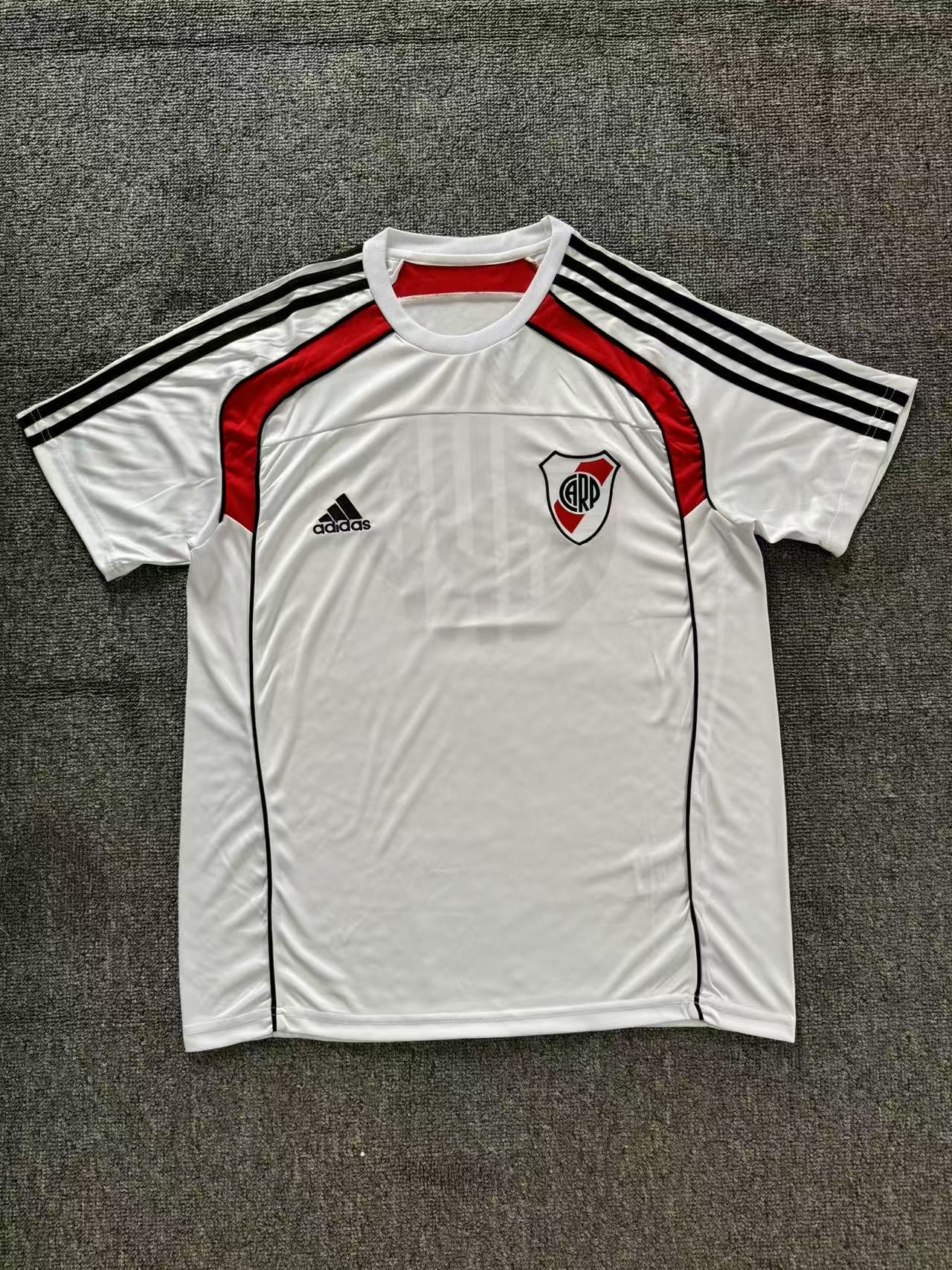 Fans Version 25/26 Riverbed Training Clothing