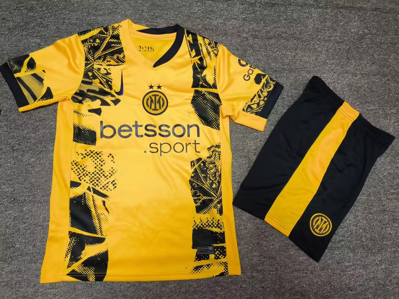 Adult Kits 24/25 Inter Milan third away