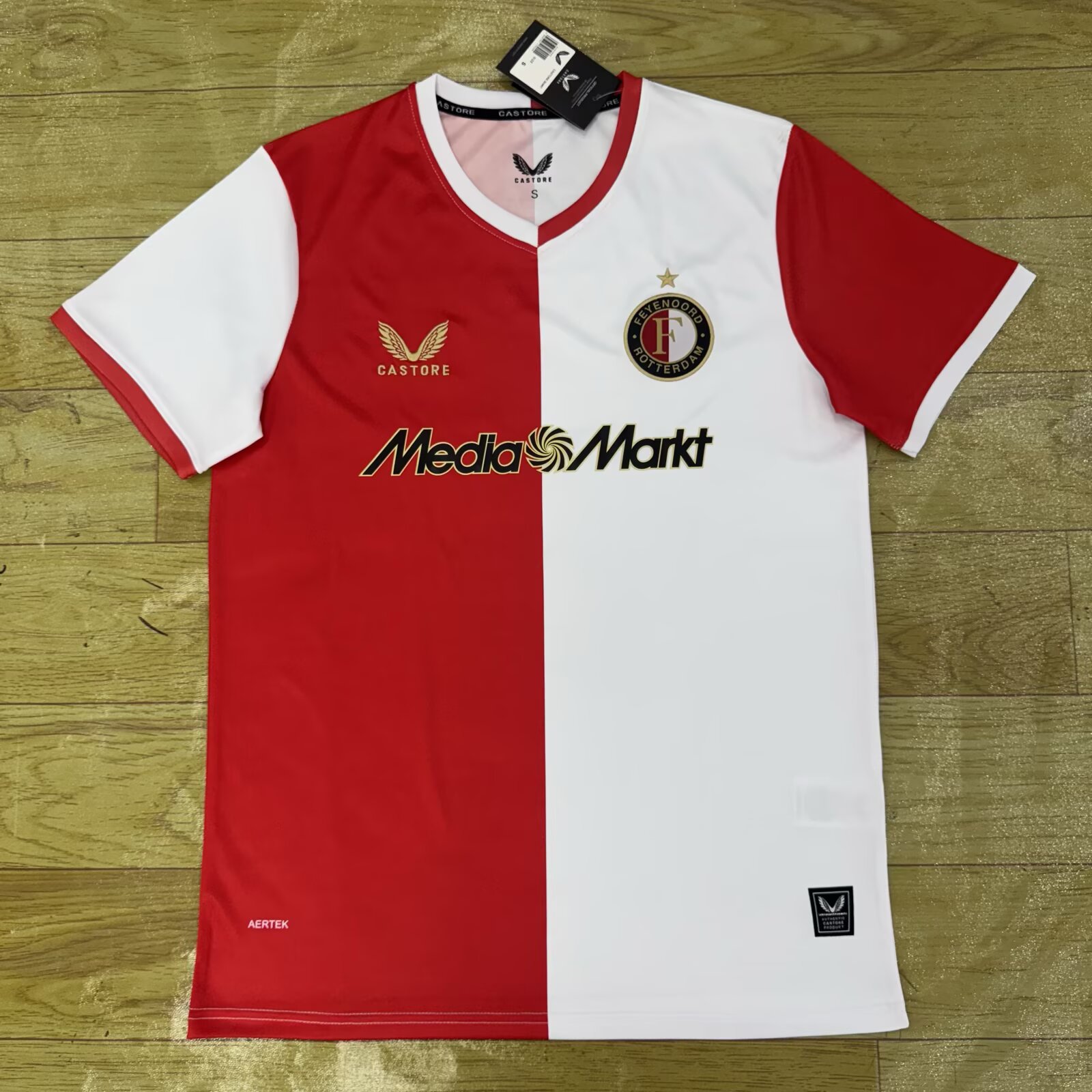 Fans Version 25/26  Feyenoord home court 