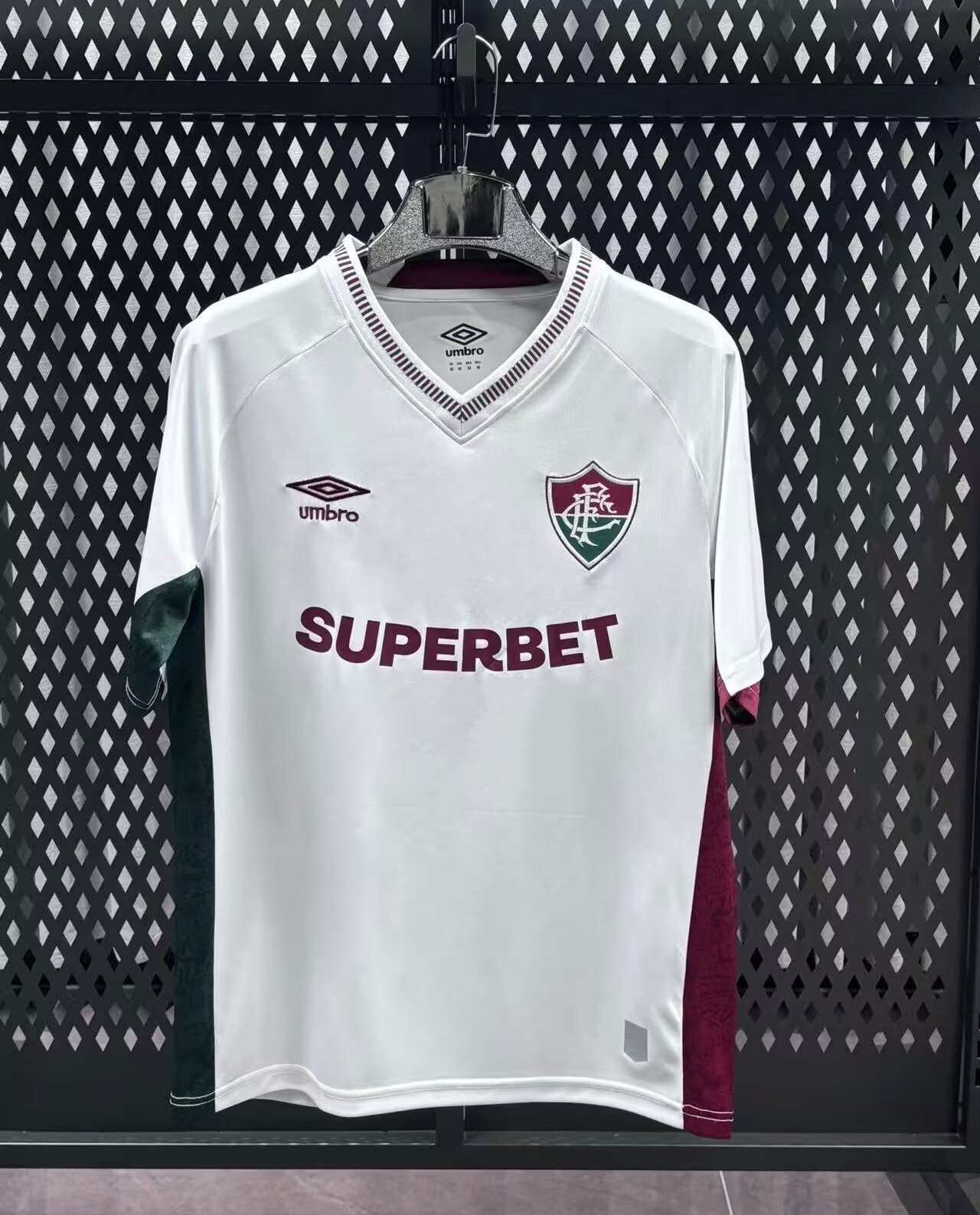 Fans Version 25/26 Flominense away
