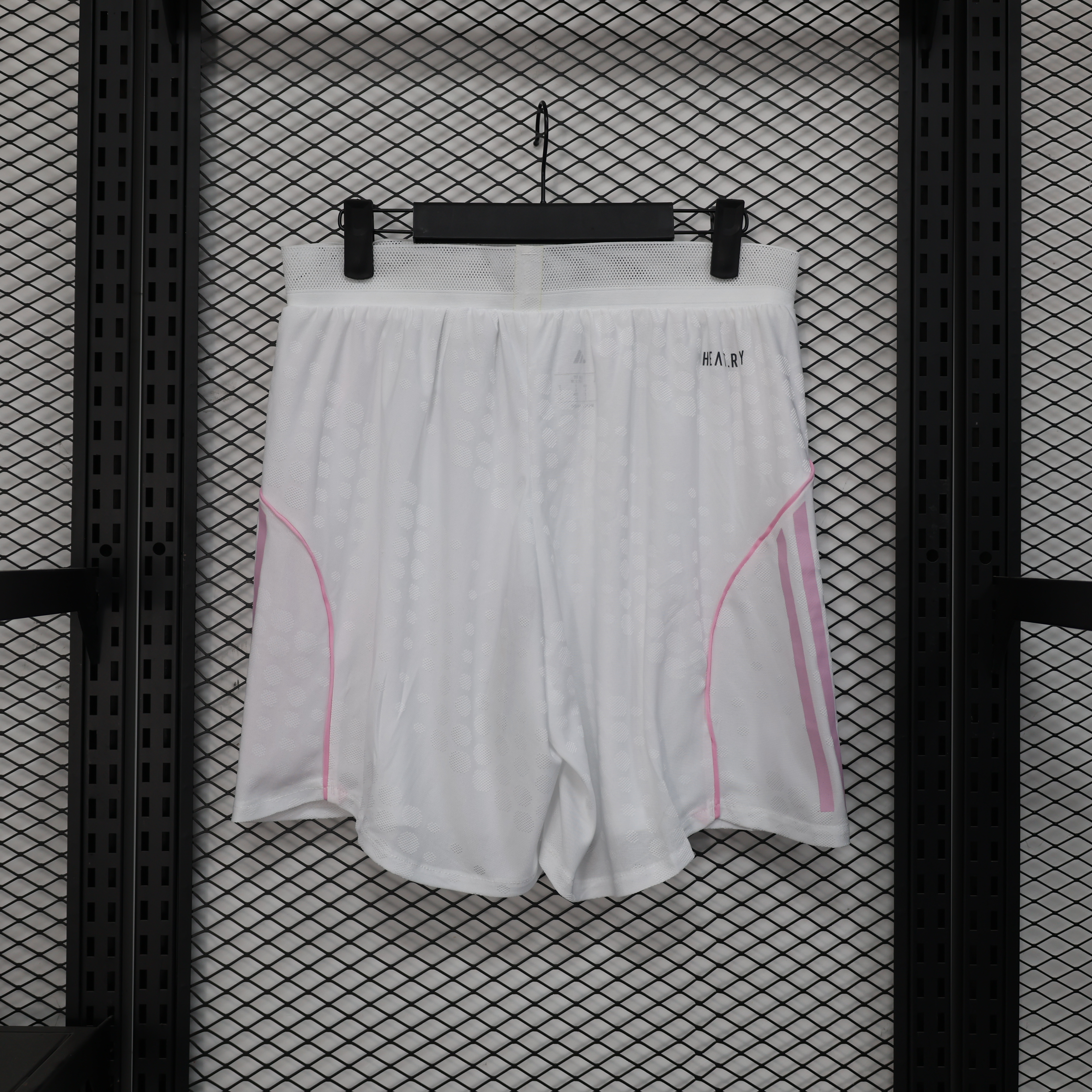 Player version 25/26 Juventus home shorts