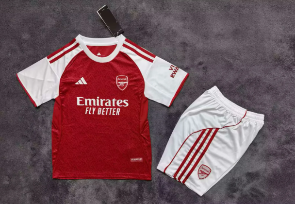 Kids kits 25/26 Arsenal home