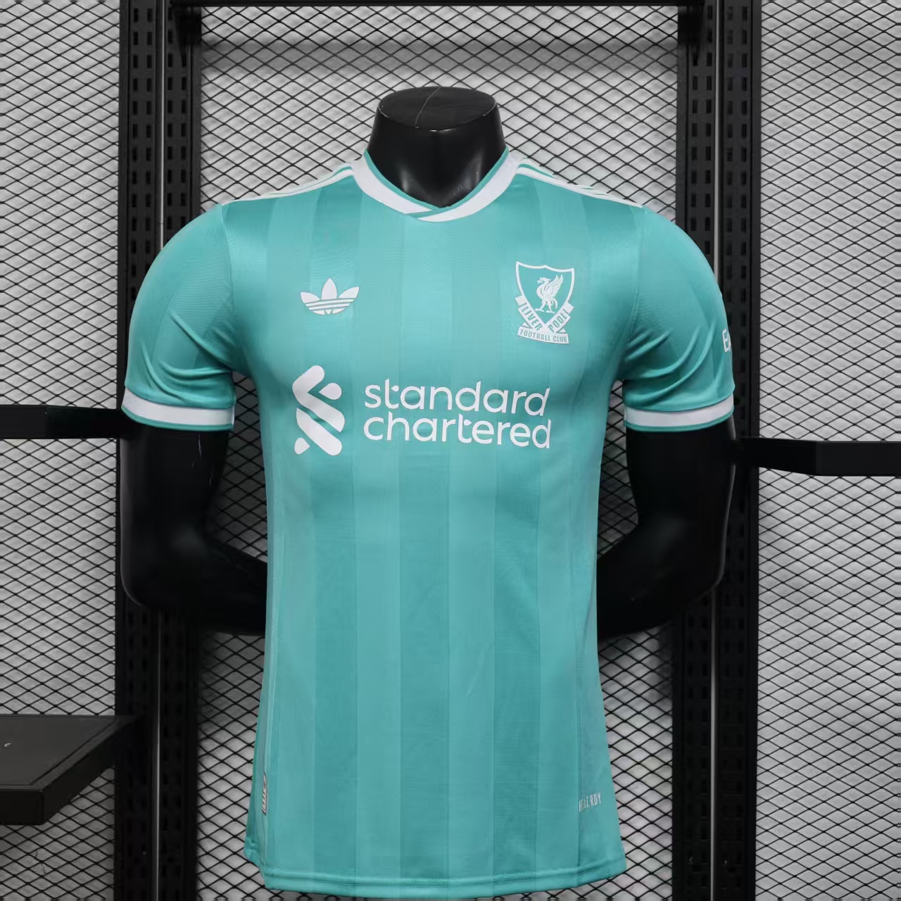 Player Version 25/26Liverpool Second away