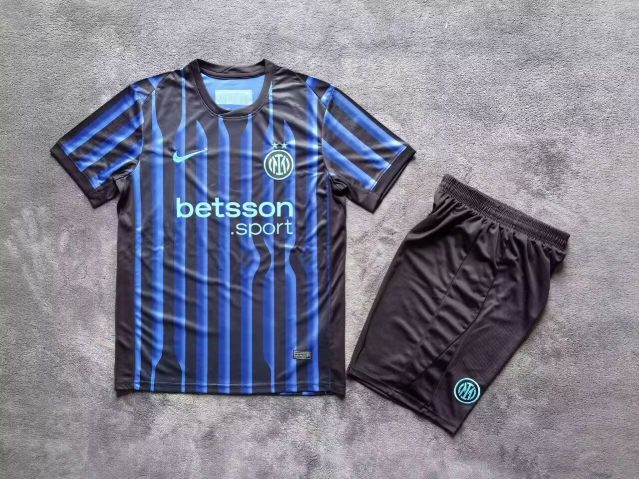 25/26Inter Milan Adults kits home