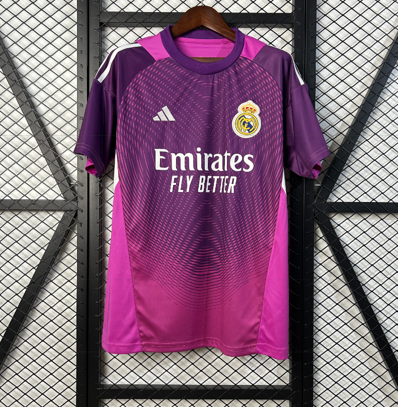 Fans Version 25/26 Real Madrid Goalkeeper 