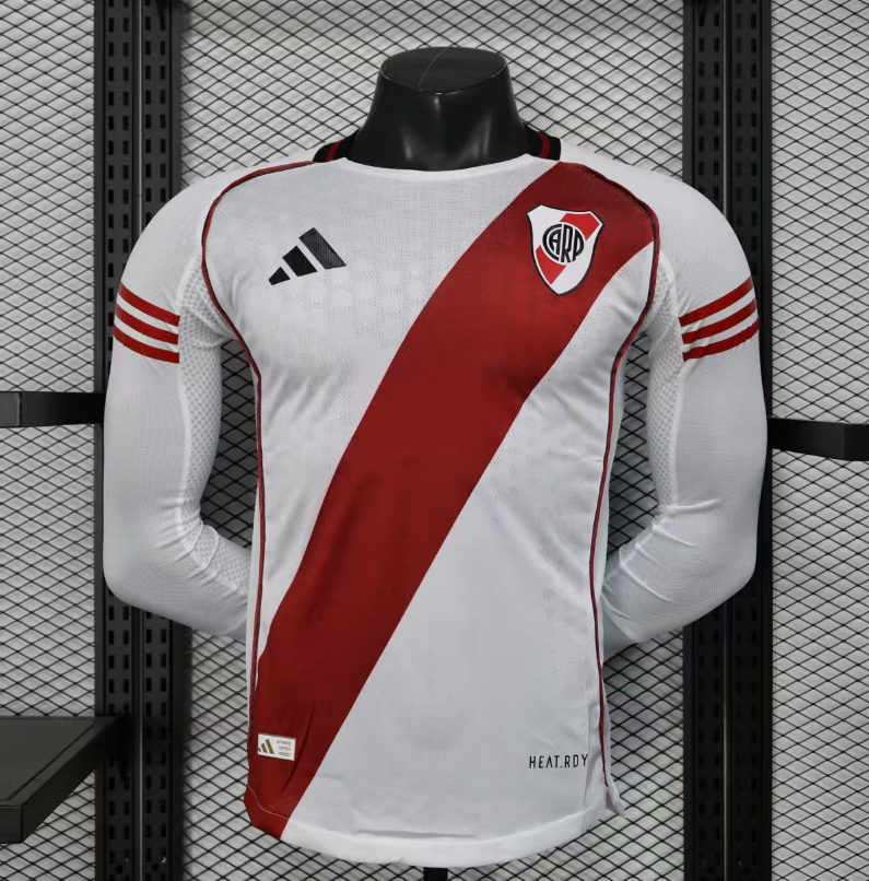 Player Version 25/26 Riverbed white long sleeved