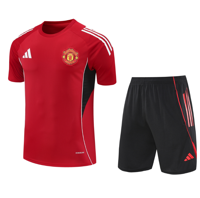 25/26 Manchester United Adults Training Kits