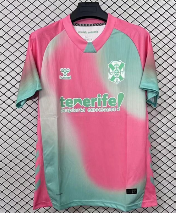 Fans Version 25/26 Tenerife Island Second away