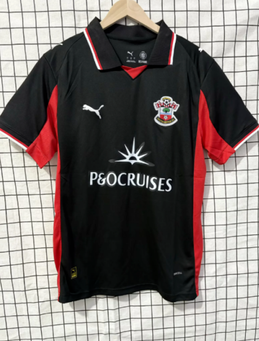 Fans Version 25/26 Southampton second away