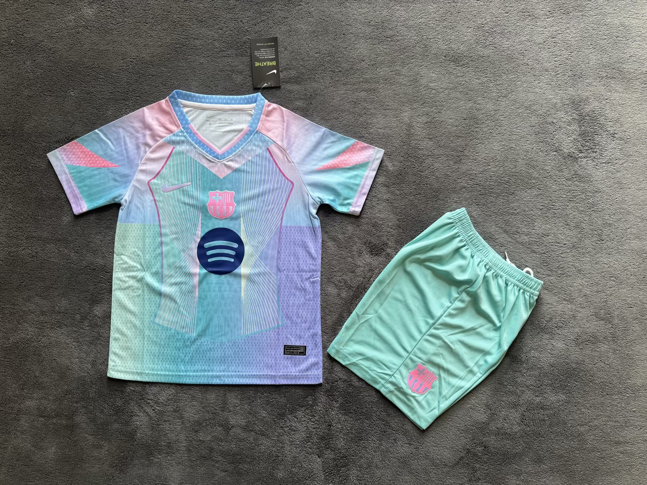  kids Kits 25/26 Barcelona special edition light green pink