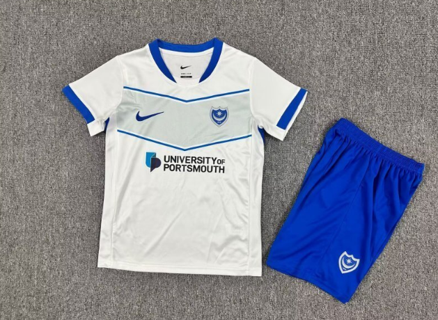  kids Kits 25/26 Portsmoutho away