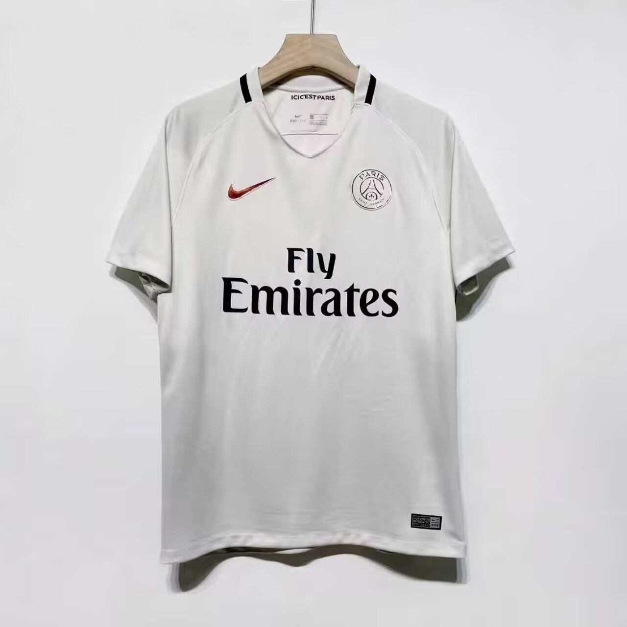 Retro 16/17 Paris Second Away