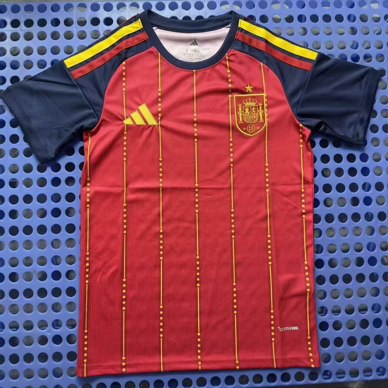 Fans Version 25/26 Spain home