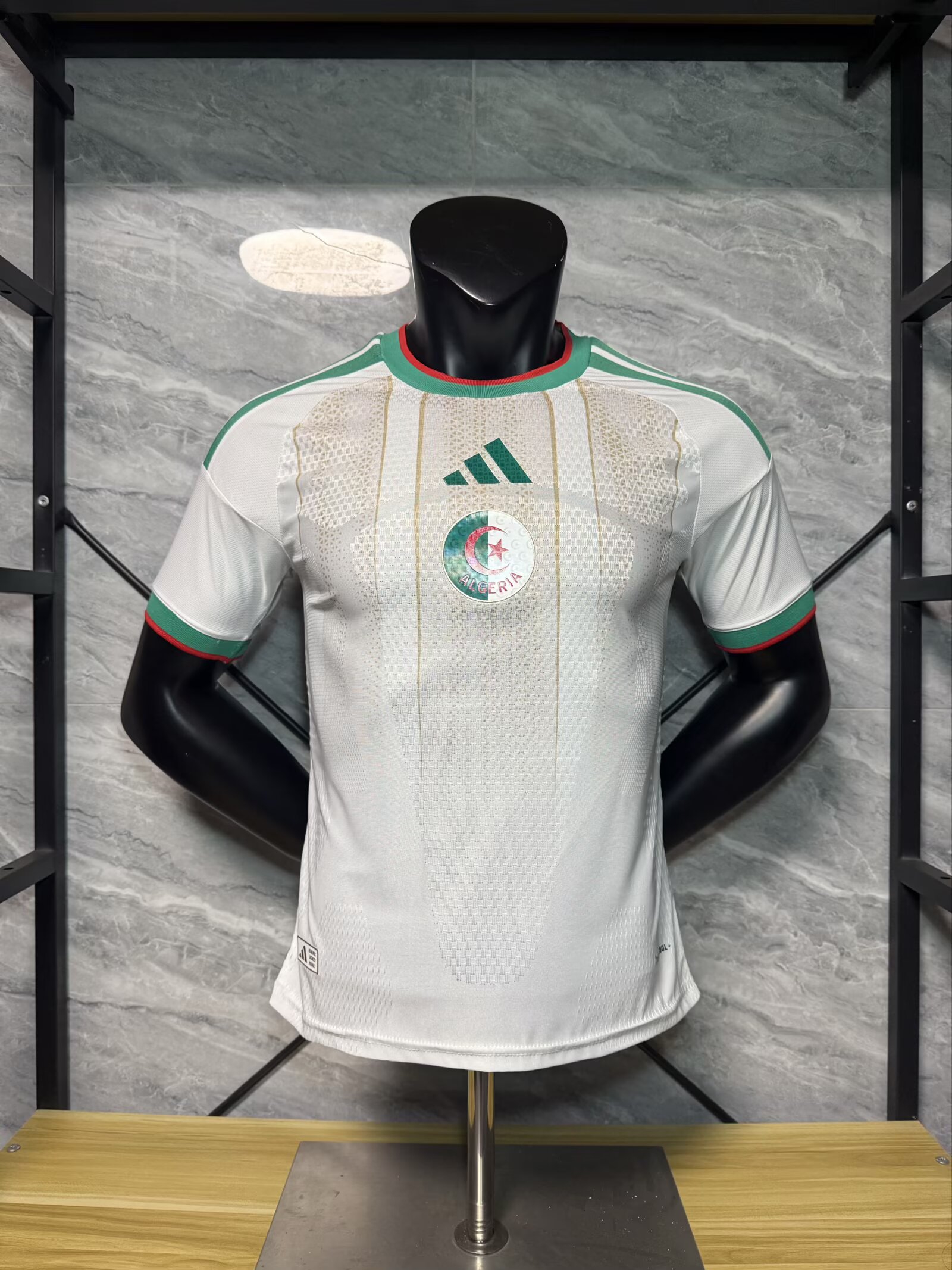 Player Version 25/26 Algeria home team 
