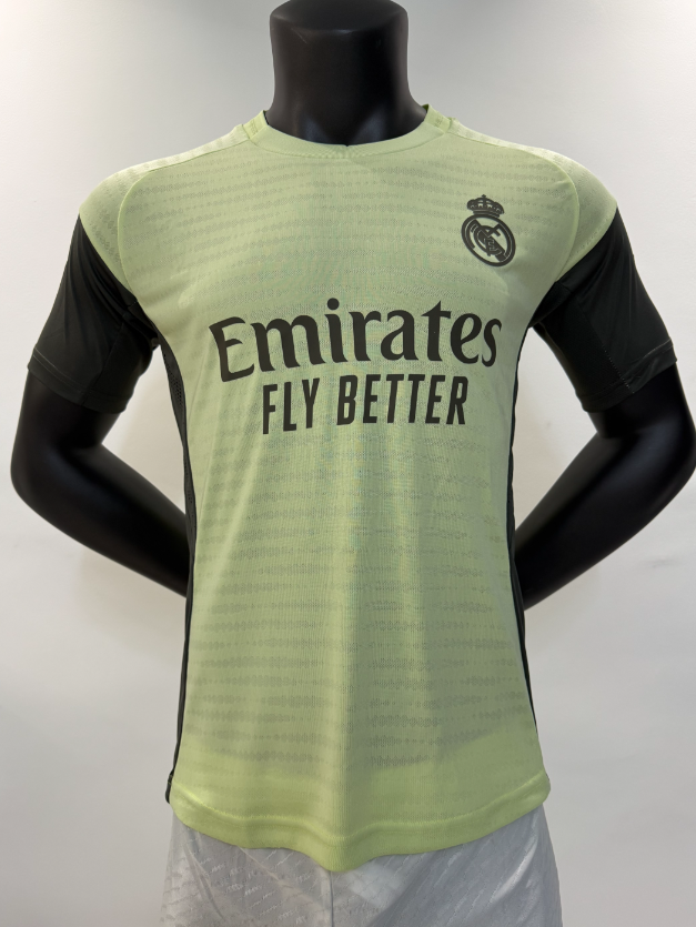 Player Version  25/26 Real Madrid Special Edition
