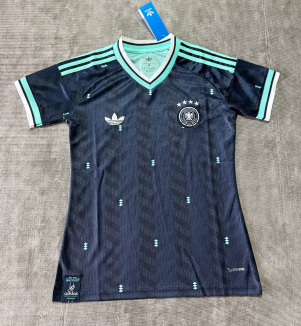Fans Version 2026 Germany away women