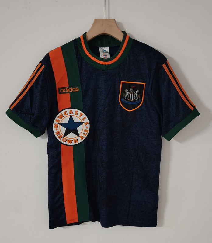 Retro 97/98 Newcastle away