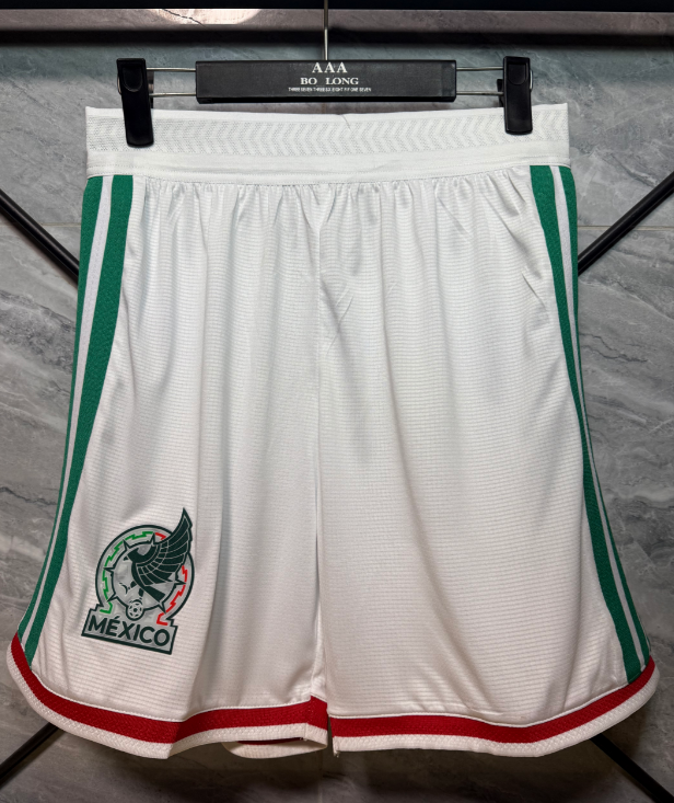 Player Version 26/27 Mexico white