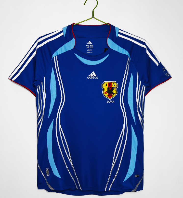 Retro 2006/07 Japan home