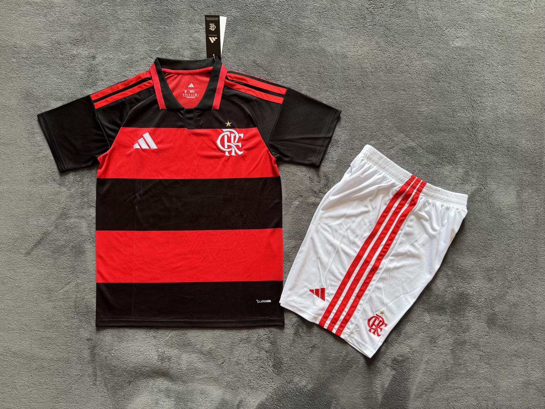 Adults kits 26/27 Flamenco home