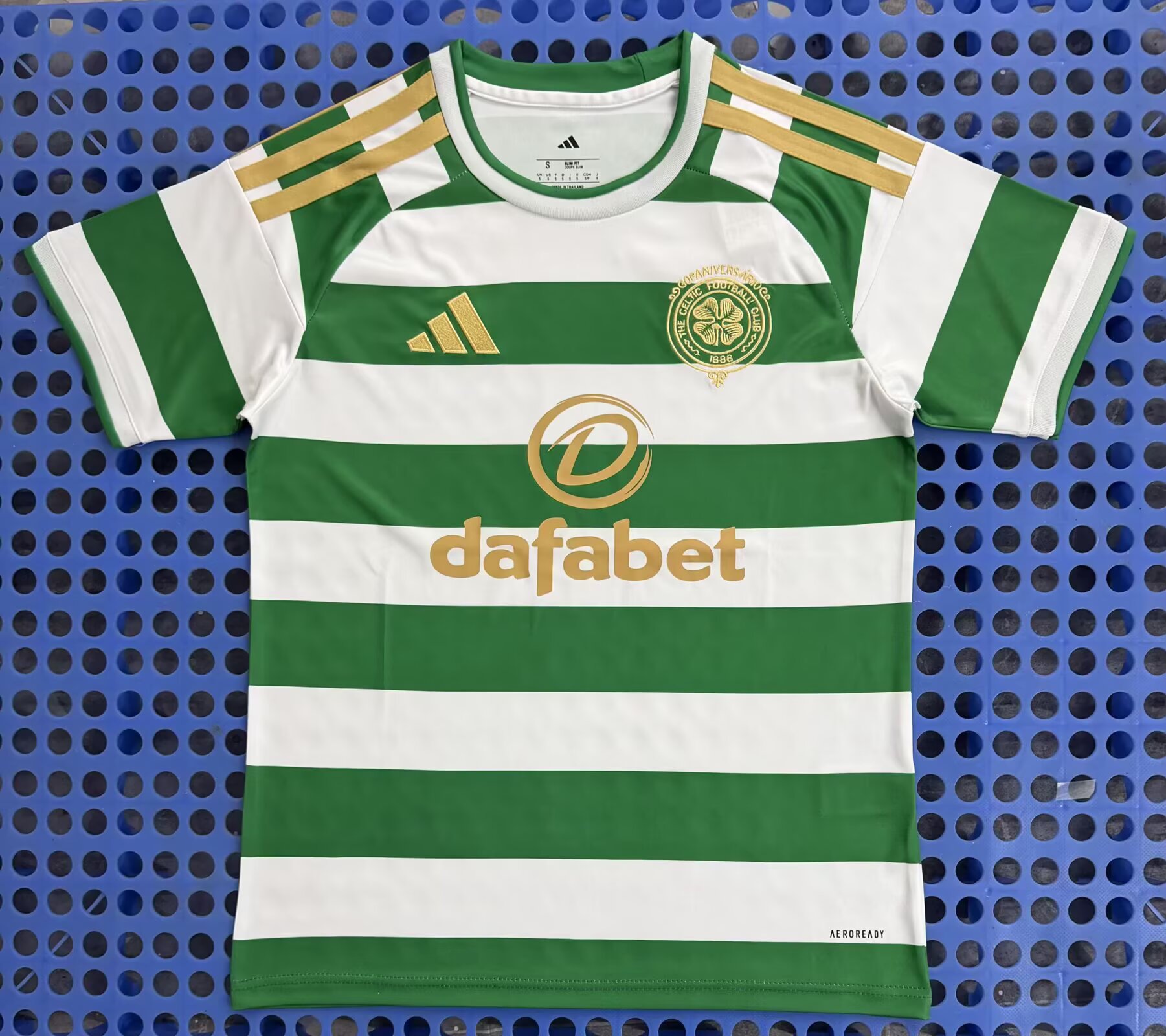 Fan version 26/27 Celtics home