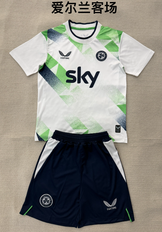 kids Kits 26/27 Ireland away