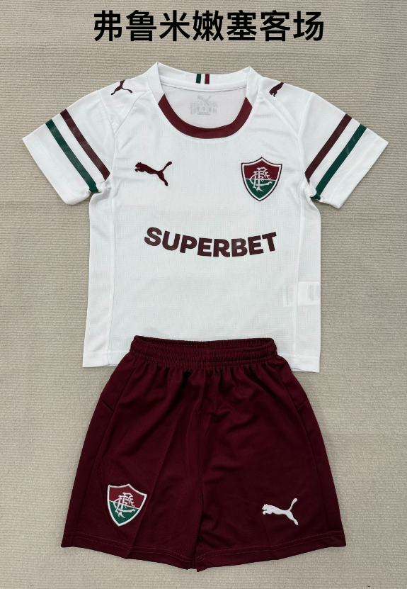 Adults kits 26/27 Fluminense away