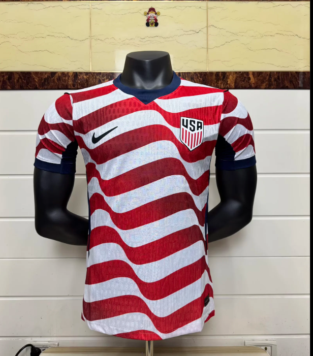 Player Version 26/27 USA Home