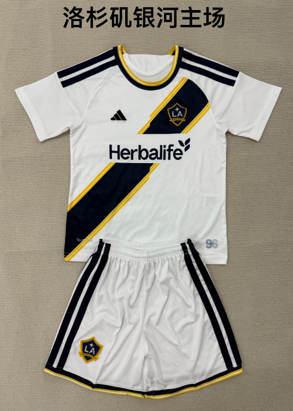Adults kits 26/27 Los Angeles Galaxy home