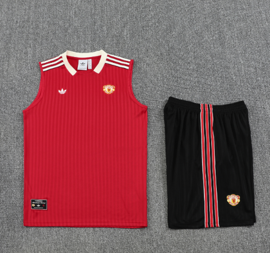 25/26 Manchester United training vest kits