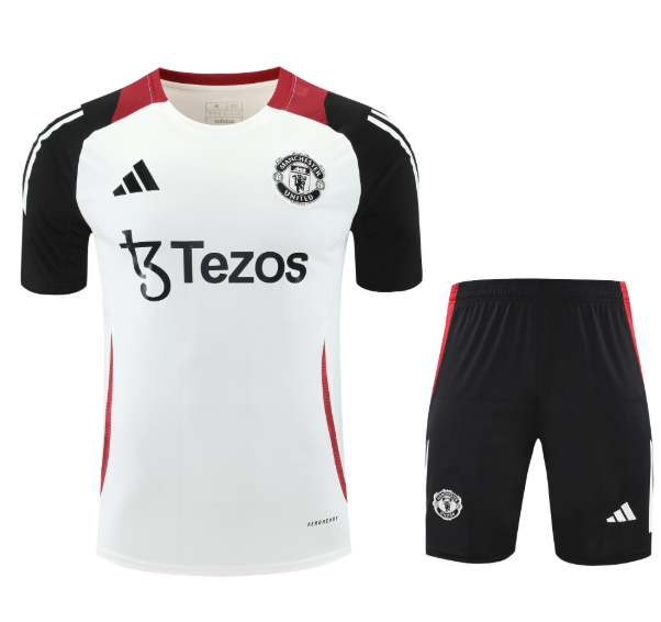 25/26 Manchester United Adults Training Kits