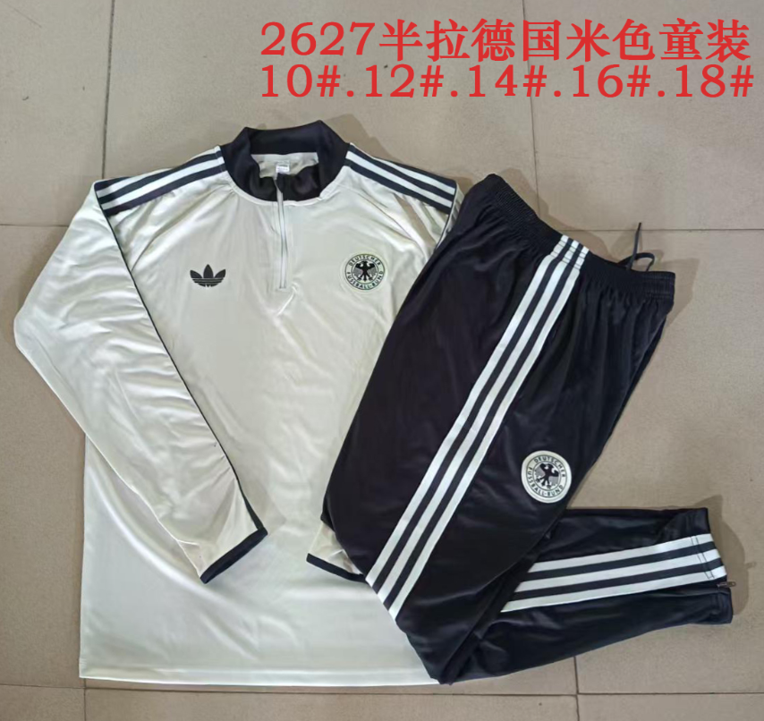 26/27 Kids Half Pull German Beige Tracksuit