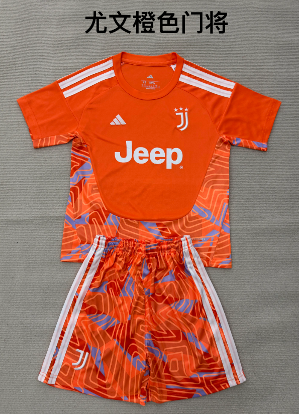 Adults kits 26/27 Juventus Orange Goalkeeper