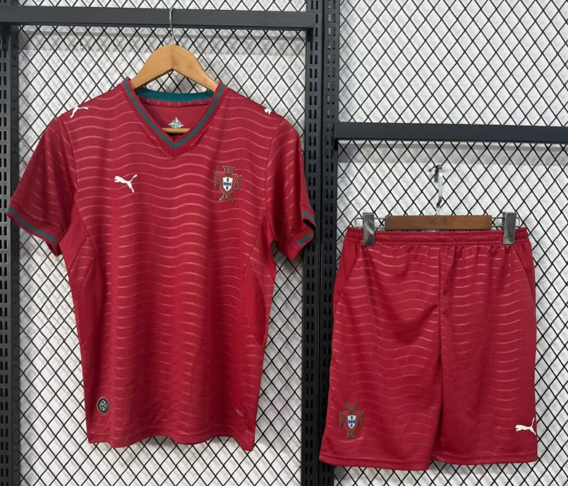 Adults kits 2026 Portugal home