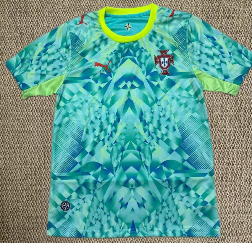 Fans Version 26/27 Portugal goalkeeper green