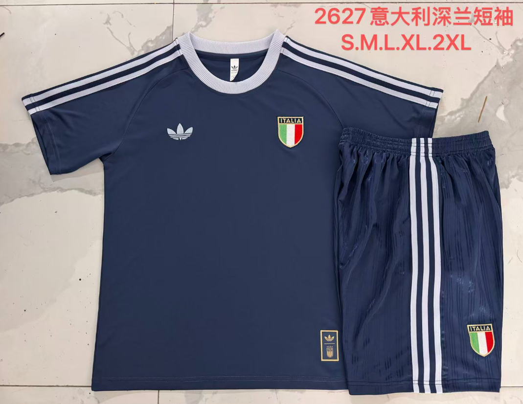 26/27 Adults Italy Deep Blue Training Kits