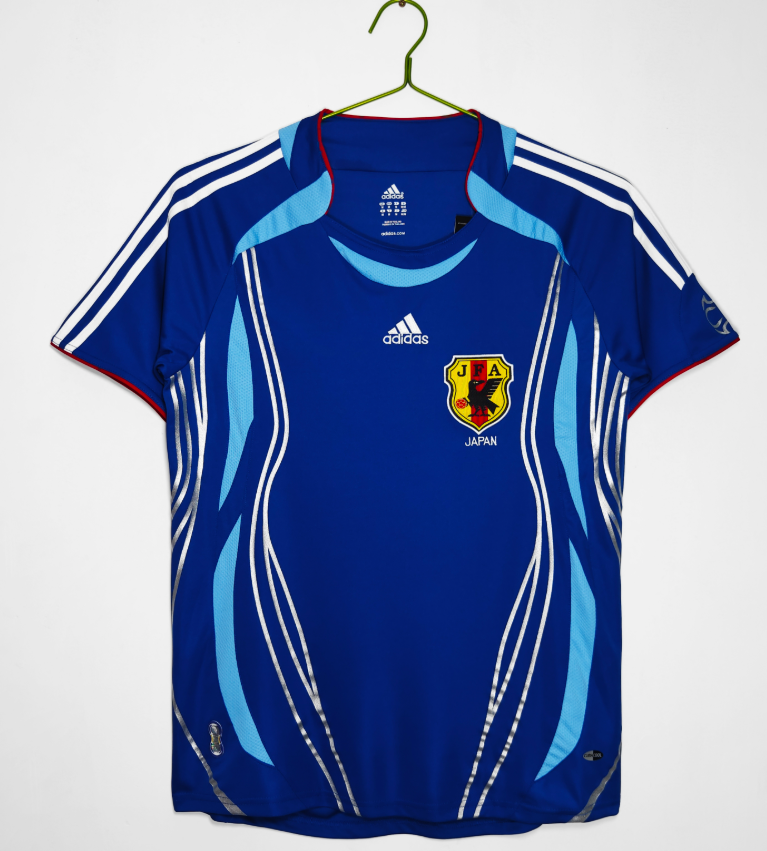 Retro 2006/07 Japan home 8A