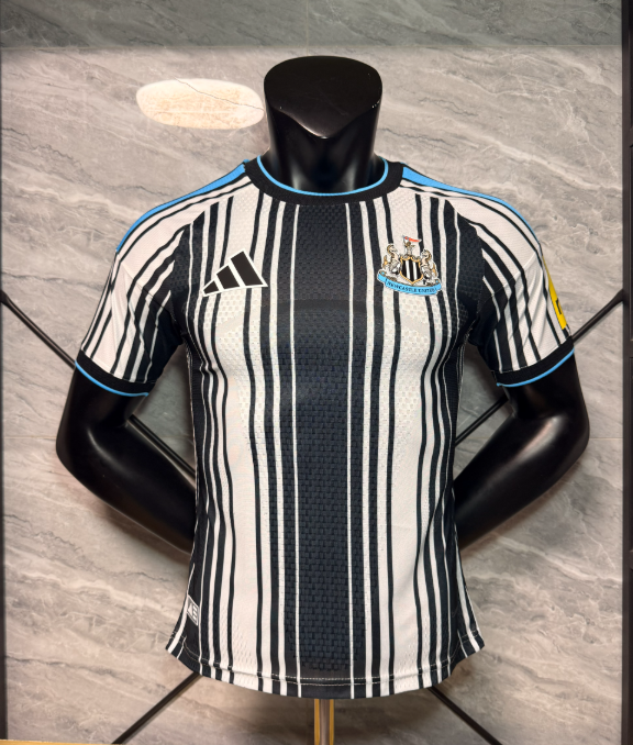 Player Version 26/27 Newcastle United home