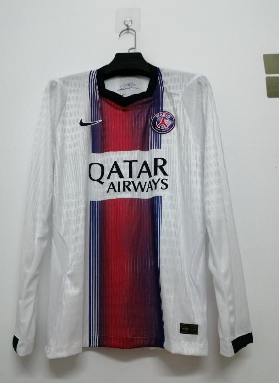 Player Version 26/27 Paris away long sleeve