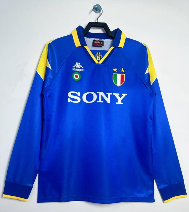 Retro 1995/96 Juventus away long sleeve
