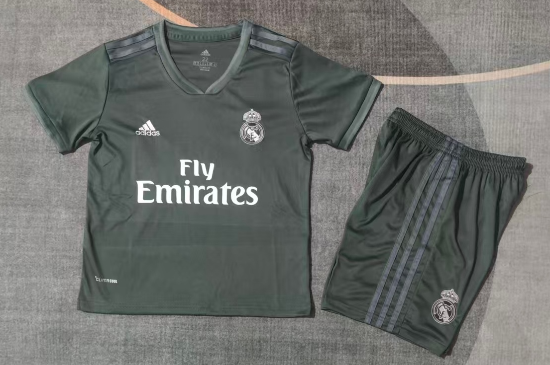  kids Kits 26/27 Real Madrid grey training uniform