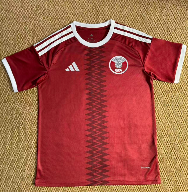 Fans Version 26/27 Qatar home