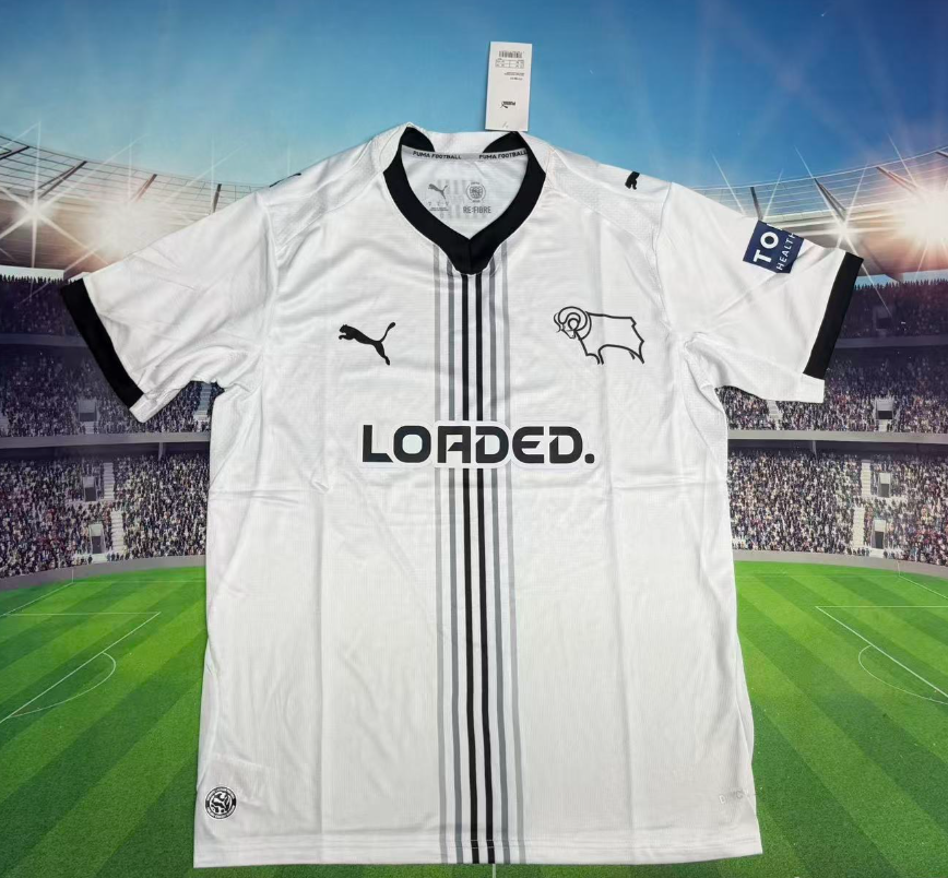 Fans Version 26/27 Derby home