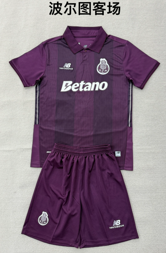  Adults kits 26/27 Porto away