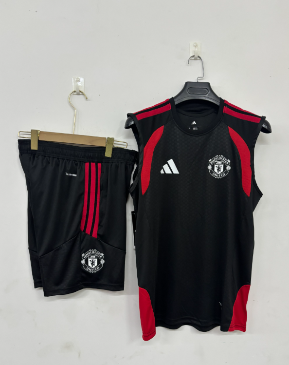 26/27 Vest Manchester United black suit