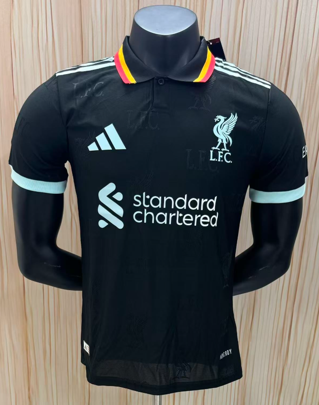 Player Version 26/27 Liverpool Leisure black