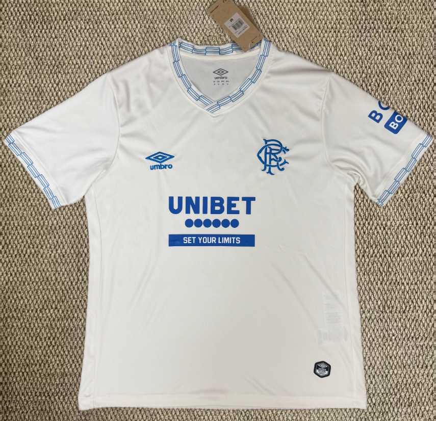 Fans Version 26/27 Rangers away