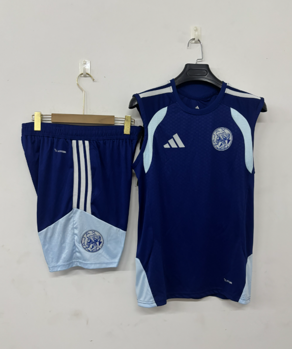 26/27 Vest AJAX royal blue suit